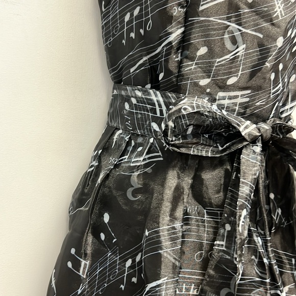 Samuel Dong Women’s Classic Sleeveless Musical Notes Dress Size Small - Picture 3 of 11